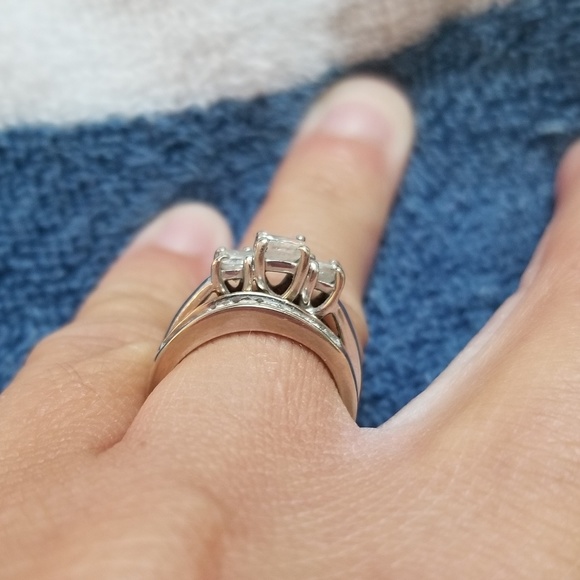 Wedding set - Picture 3 of 3